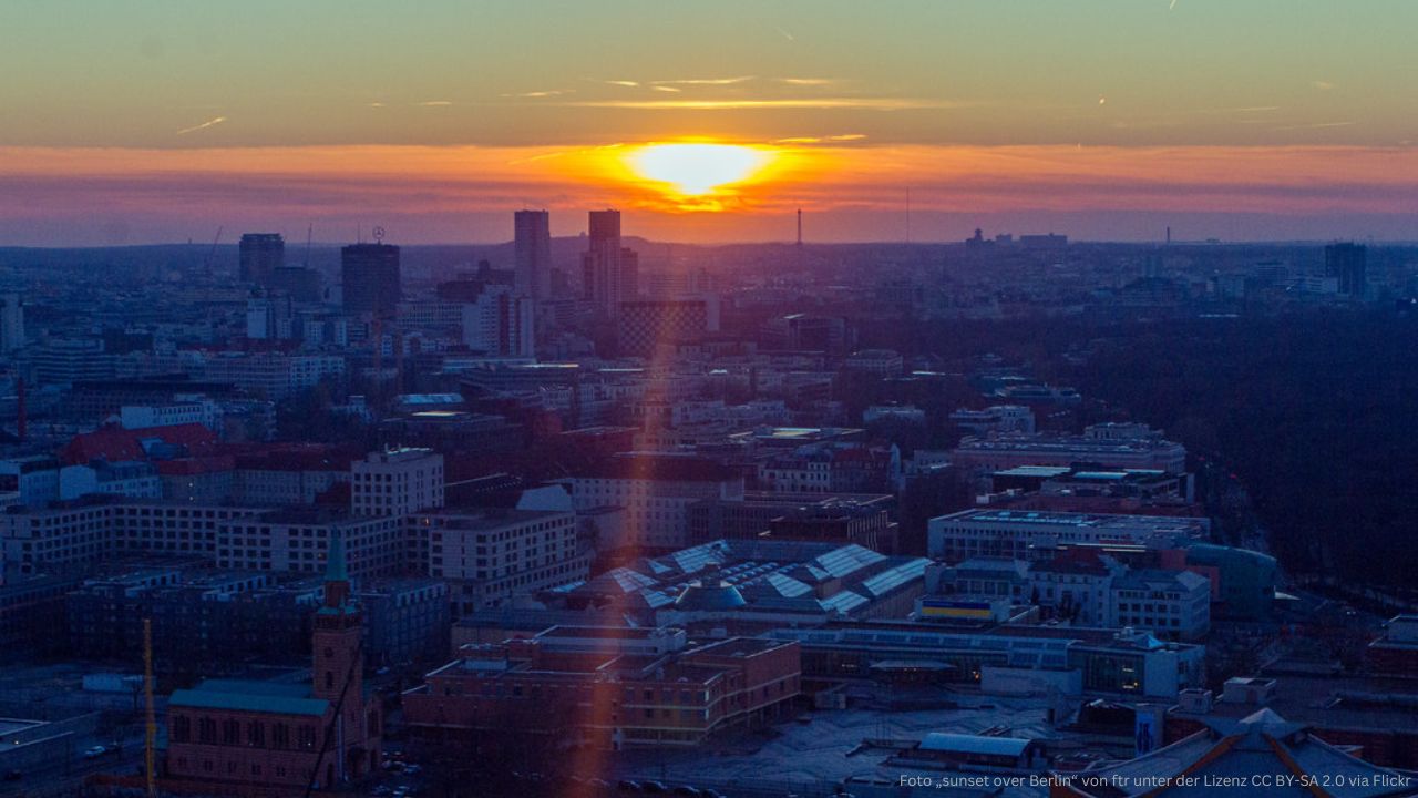 Sonnenuntergang vom Panoramapunkt Berlin