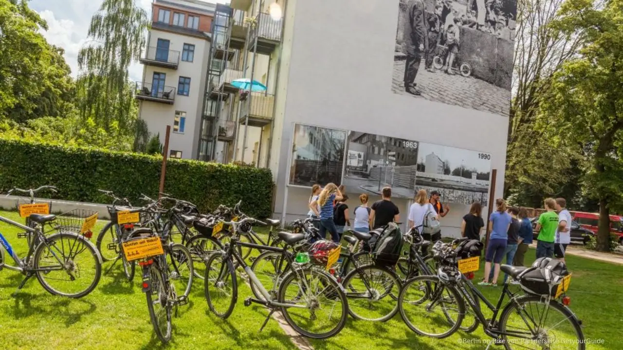 Berlin Wall Cold War Bike Tour3
