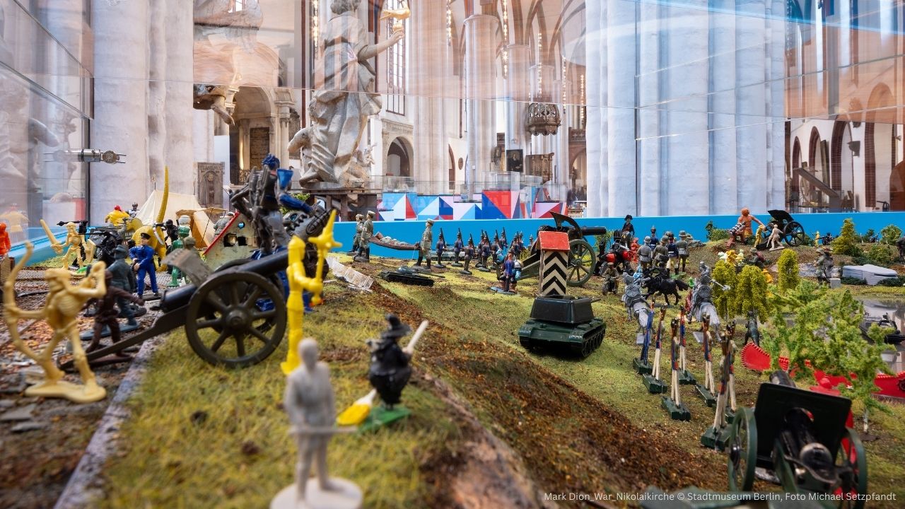 Mark Dion AnimalProc Nikolaikirche im Stadtmuseum Berlin1