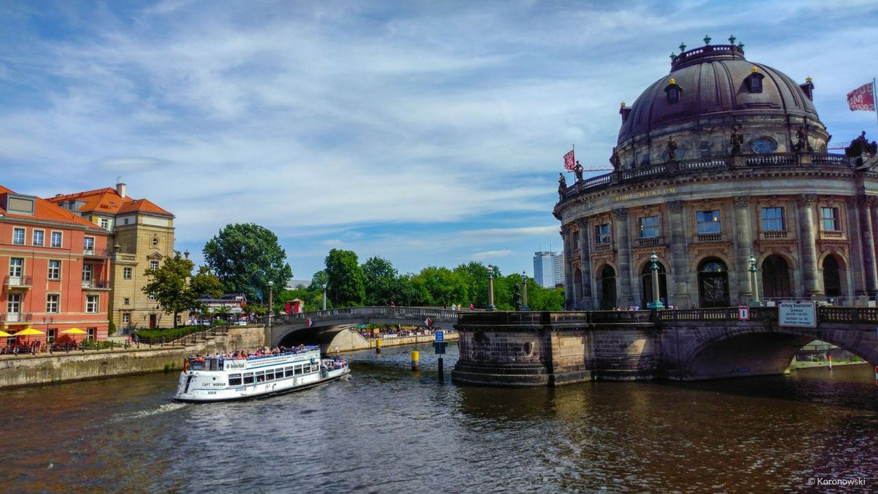 Erleben Sie eine Tour mit Guide durch das Pergamonmuseum und Neue Museum auf der Museumsinsel in Berlin