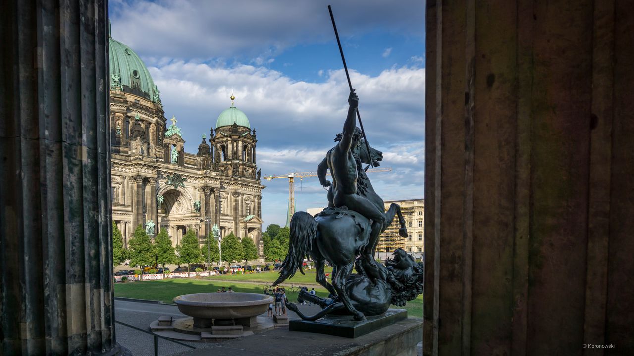 Besuchen Sie die Lange Nacht der Museen in Berlin.