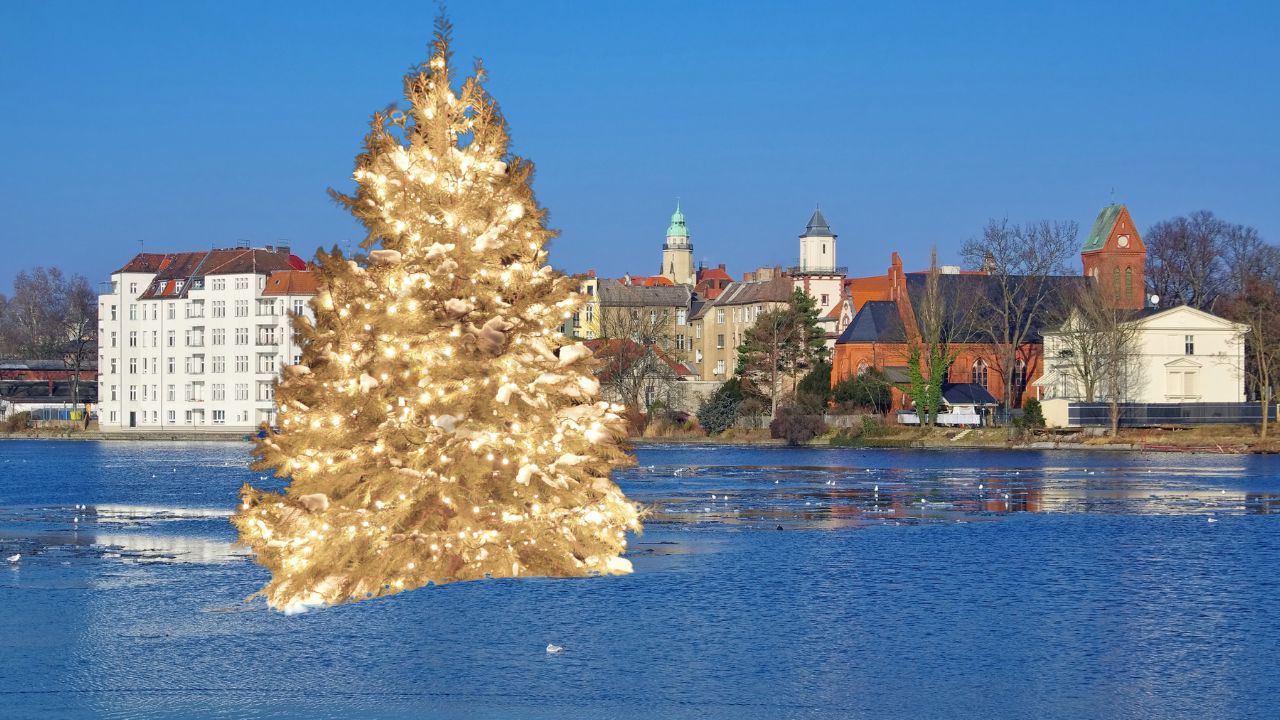 WANDERUNG: Wald, Wasser, Weihnachtsinsel