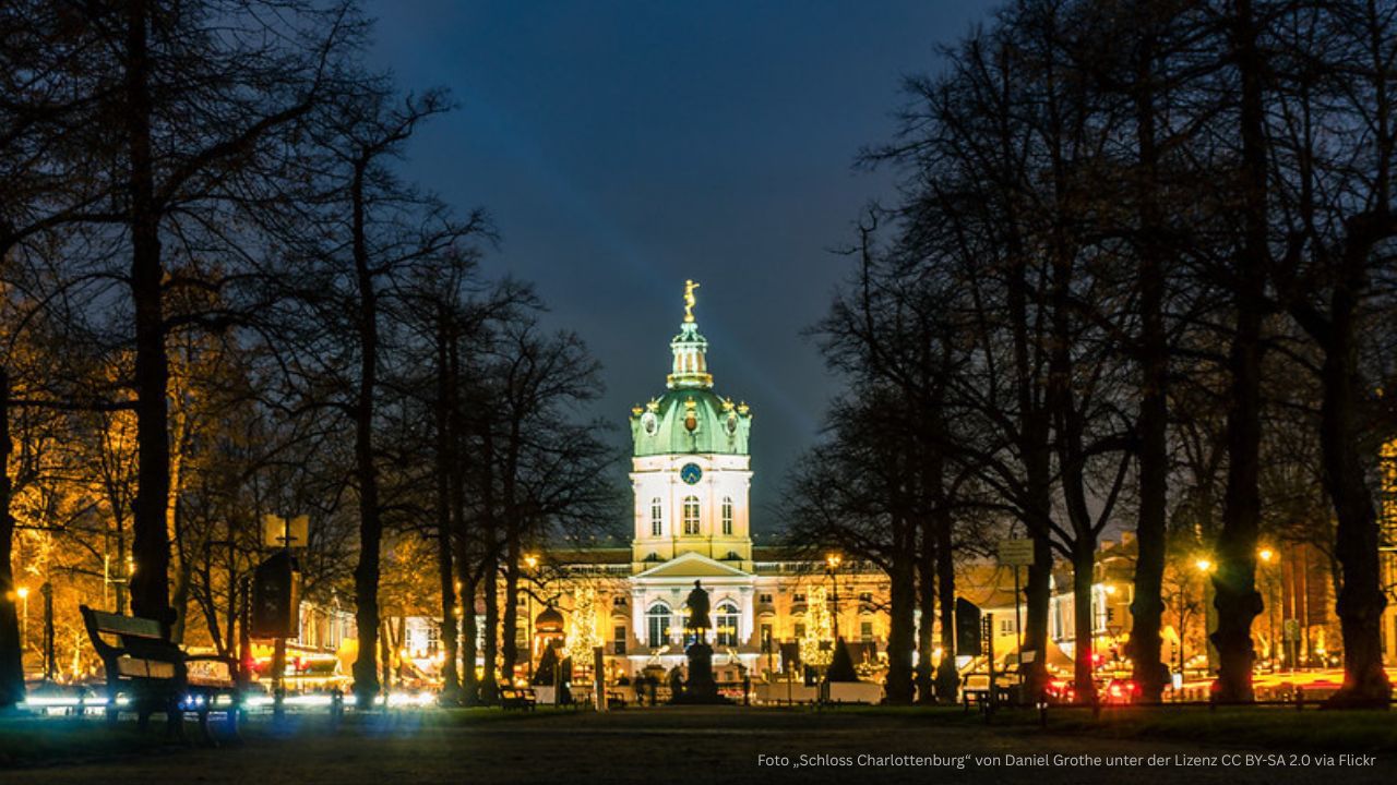 Christmas market Berlin Charlottenburg Palace
