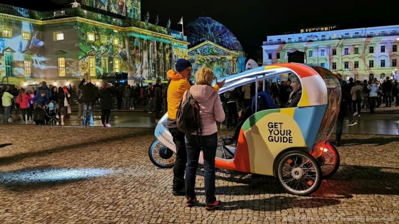 Magische Rikschafahrten durch Berlins Lichterfest