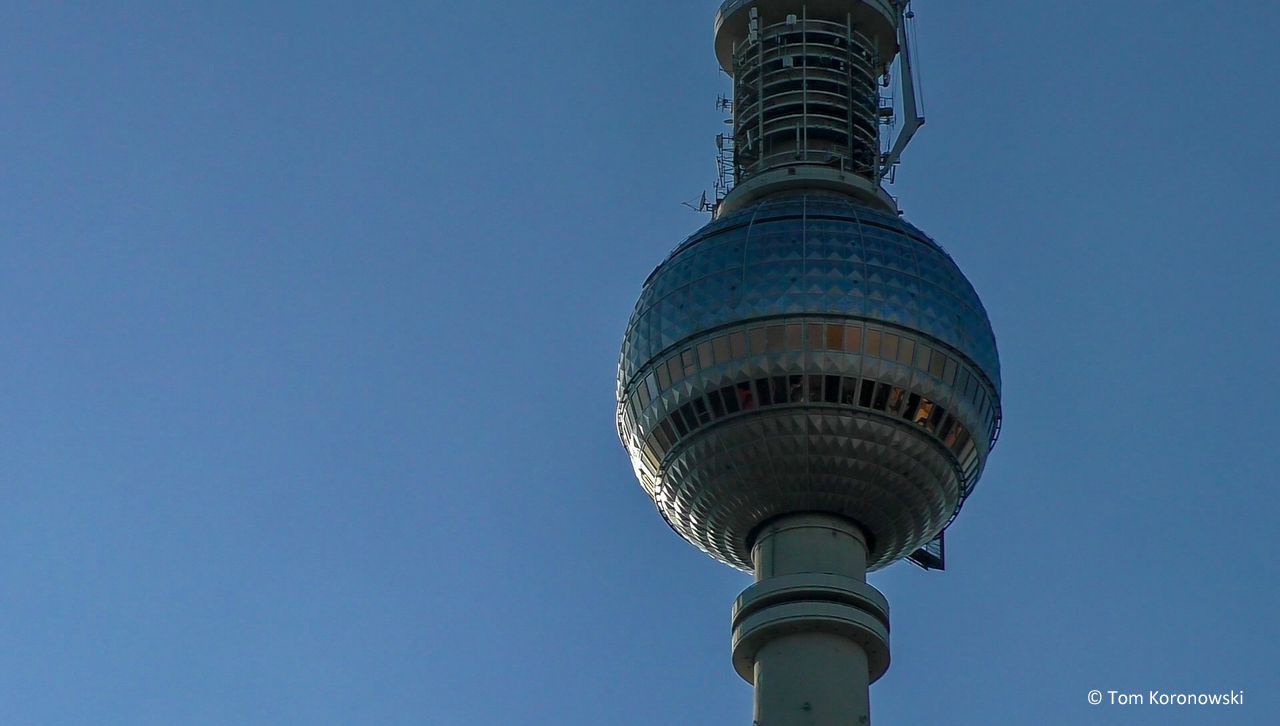 Besuchen Sie den Berliner Fernsehturm inkl. Champagnerfrühstück & VIP Eintritt.