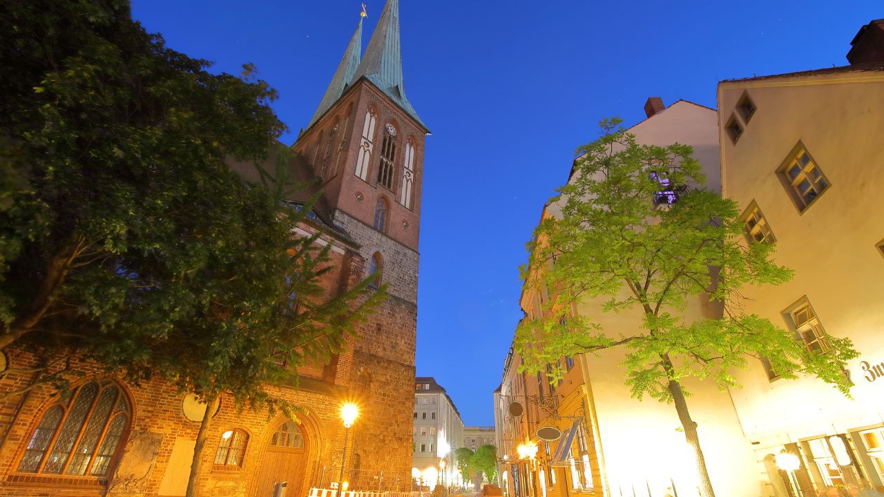 Nikolaikirche bei Nacht