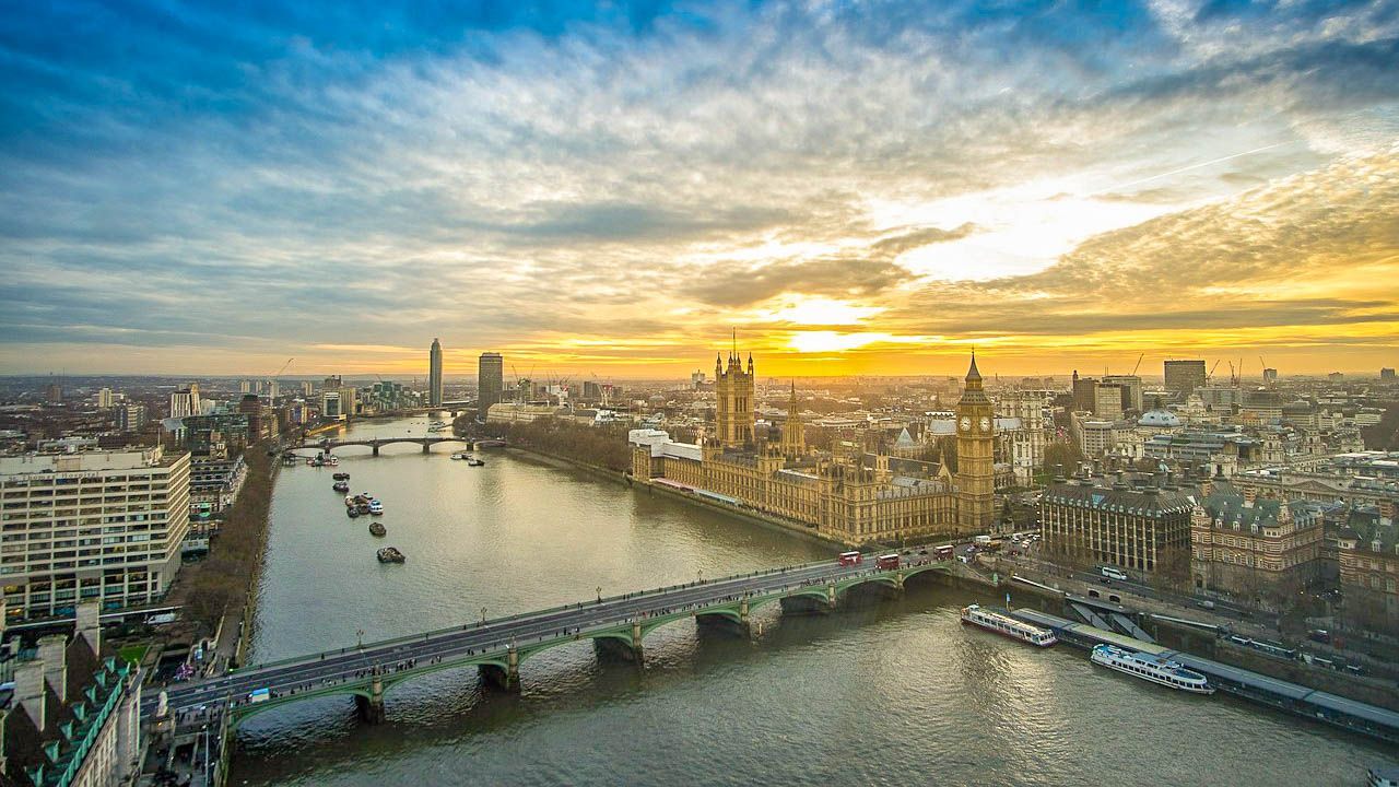 Flug Berlin – London inkl. Hotel & Frühstück ab 159,00 € zum Big Ben