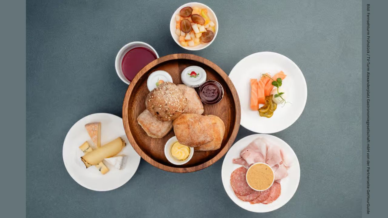 Frühstück im Fernsehturm Berlin