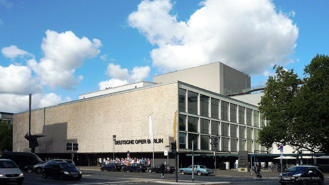 The Deutsche Oper in Berlin (German opera) also serves a delicious jazz breakfast